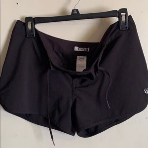 Used junior size 9 Roxy board SHORT shorts black
